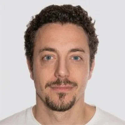 Alex Colls Outumuro